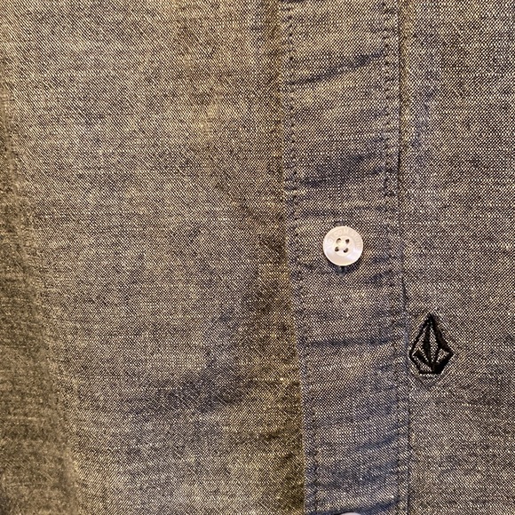 Volcom Long-Sleeve Button Down - Picture 3 of 3